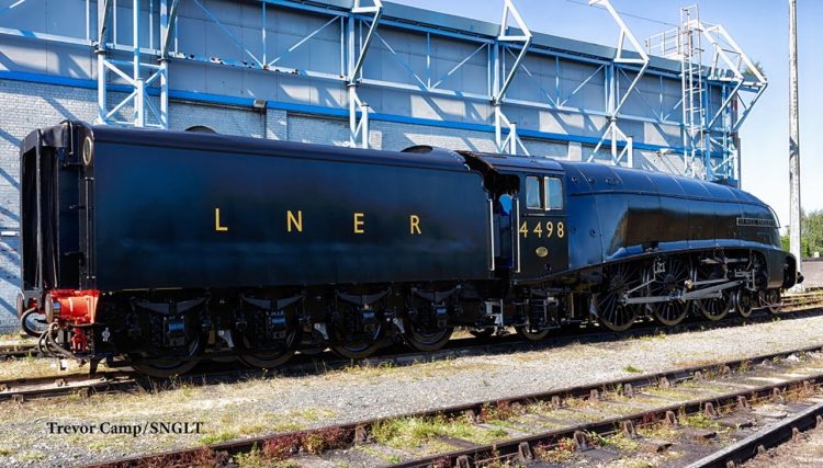 Lner Wartime Livery Unveiled For Steam Locomotive Sir Nigel Gresley