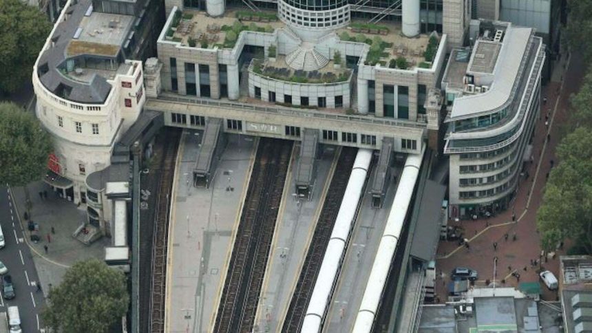 Two London Stations To Close For Next Four Weekends