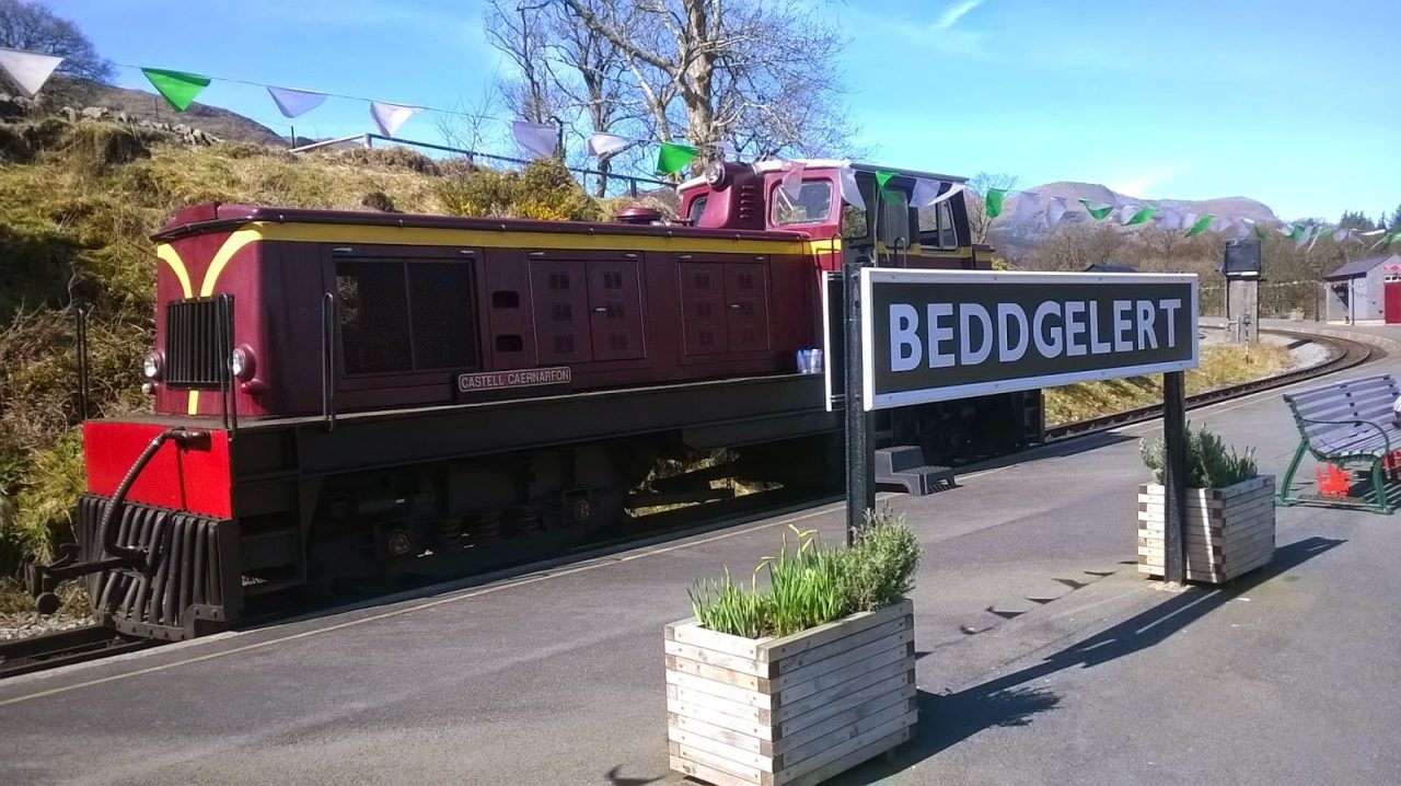 Castell Caernarfon at Beddgelert