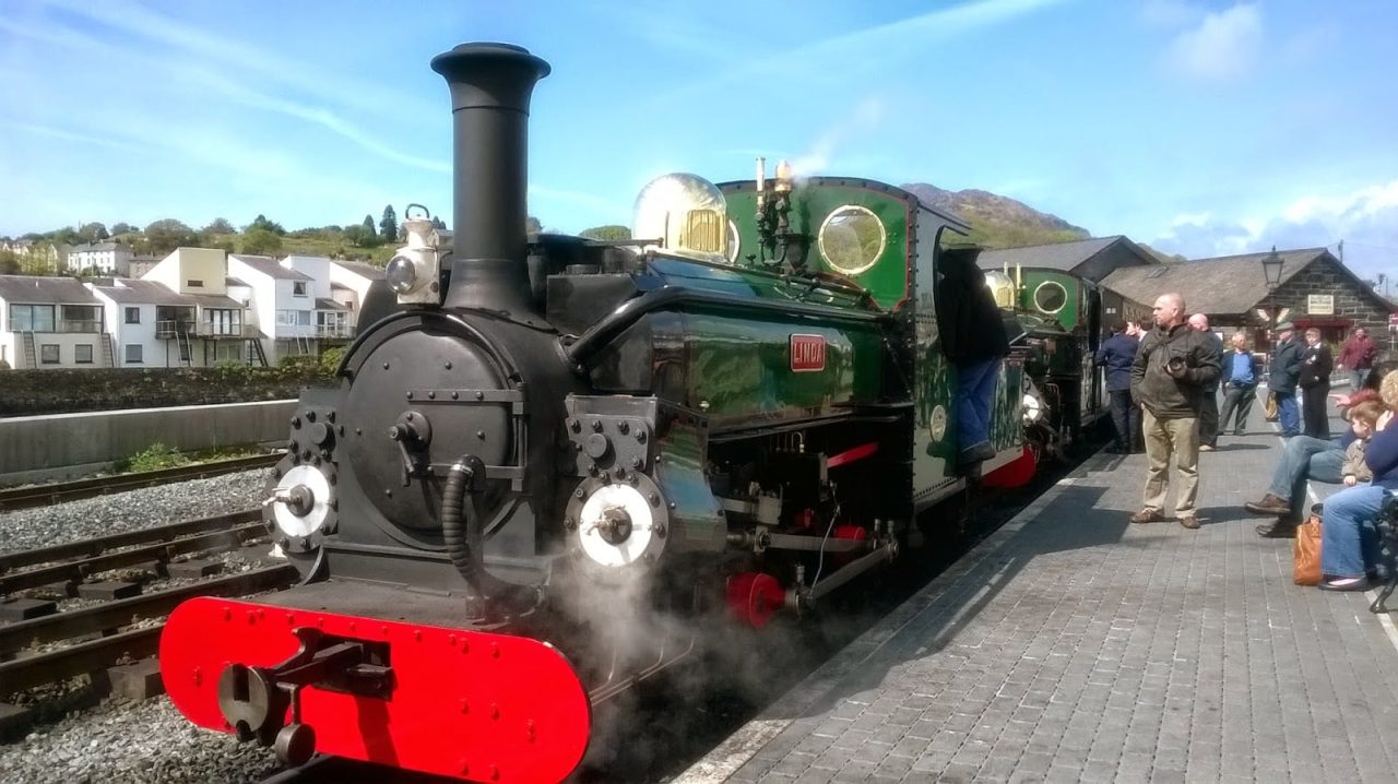 Linda and Blanche ready for departure on the Ffestiniog Railway