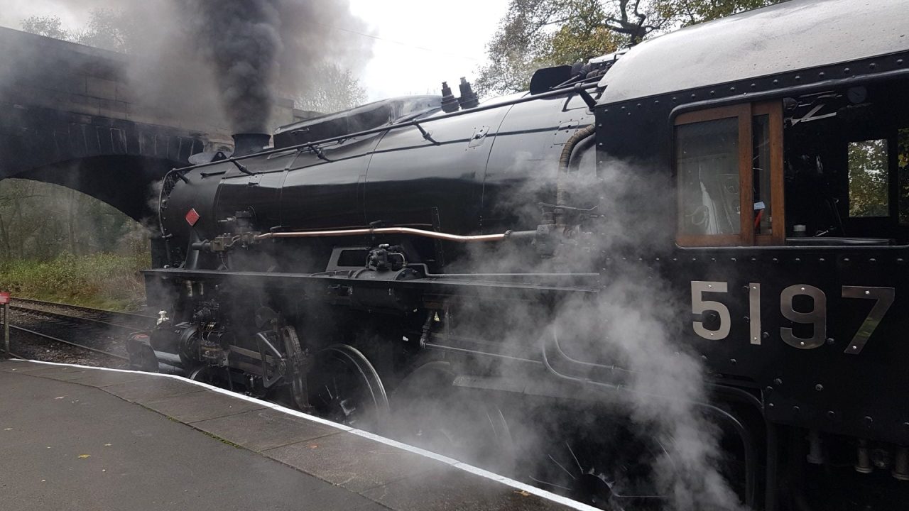 5197 at Froghall Station // Credit: Jamie Duggan