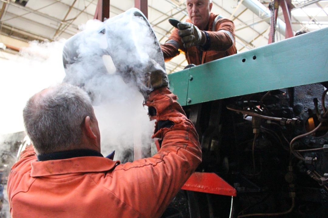 Passing the Liner up // Credit Watercress Line Website