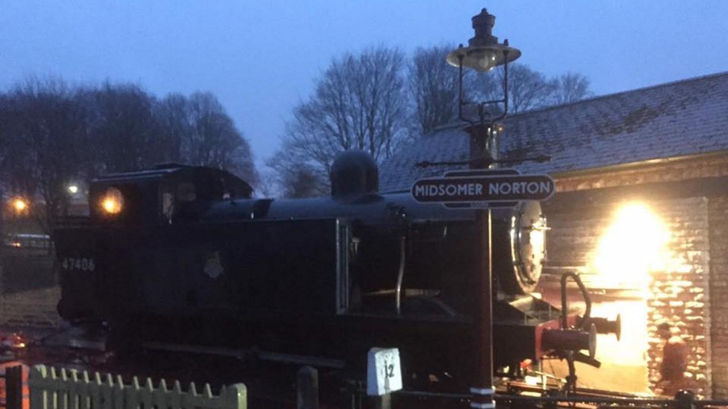 47406 Arriving at the Somerset & Dorset Railway - at Midsomer Norton // Credit Somerset & Dorset Railway - at Midsomer Norton