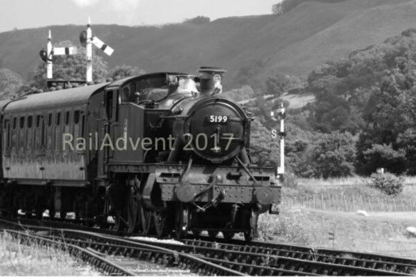 5199 arrives at carrog