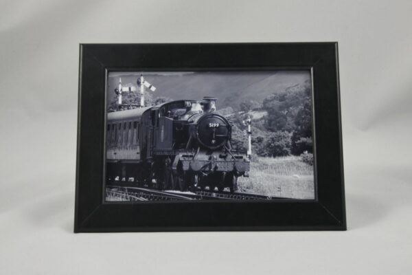 5199 arriving into Carrog framed