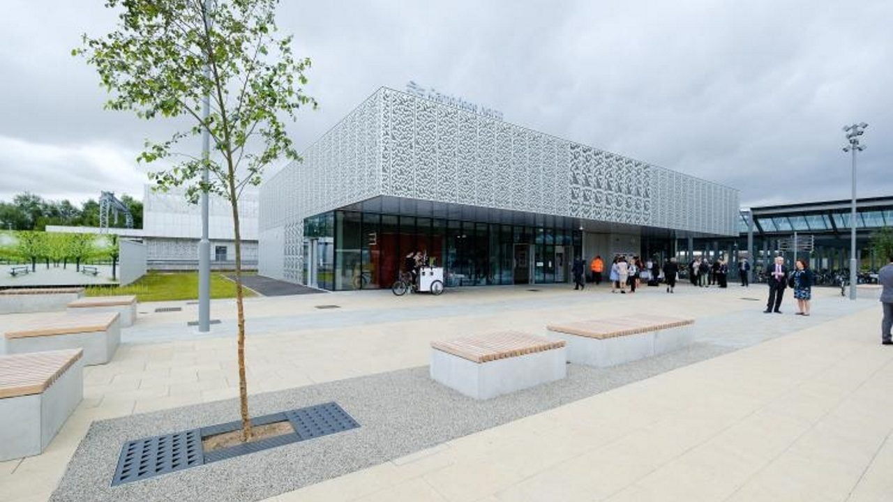 Cambridge North rail station