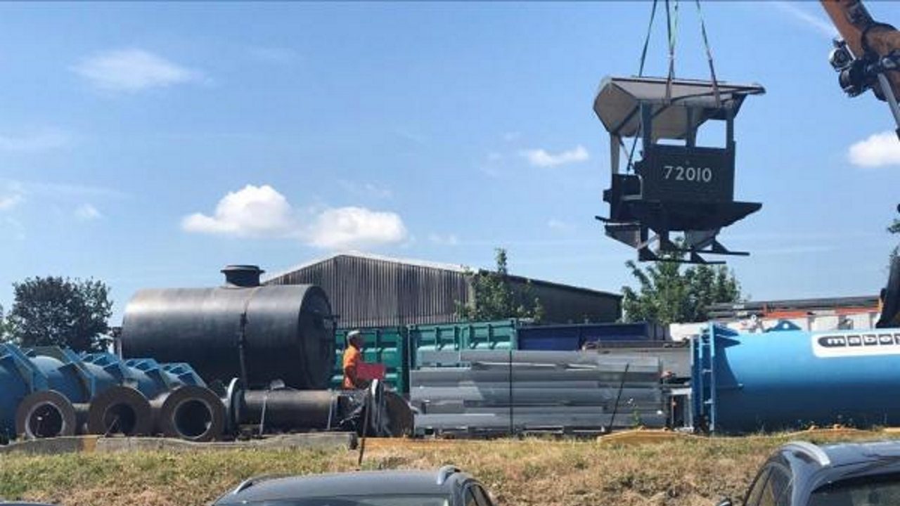 Hengist smokebox and cab arrives in Sheffield