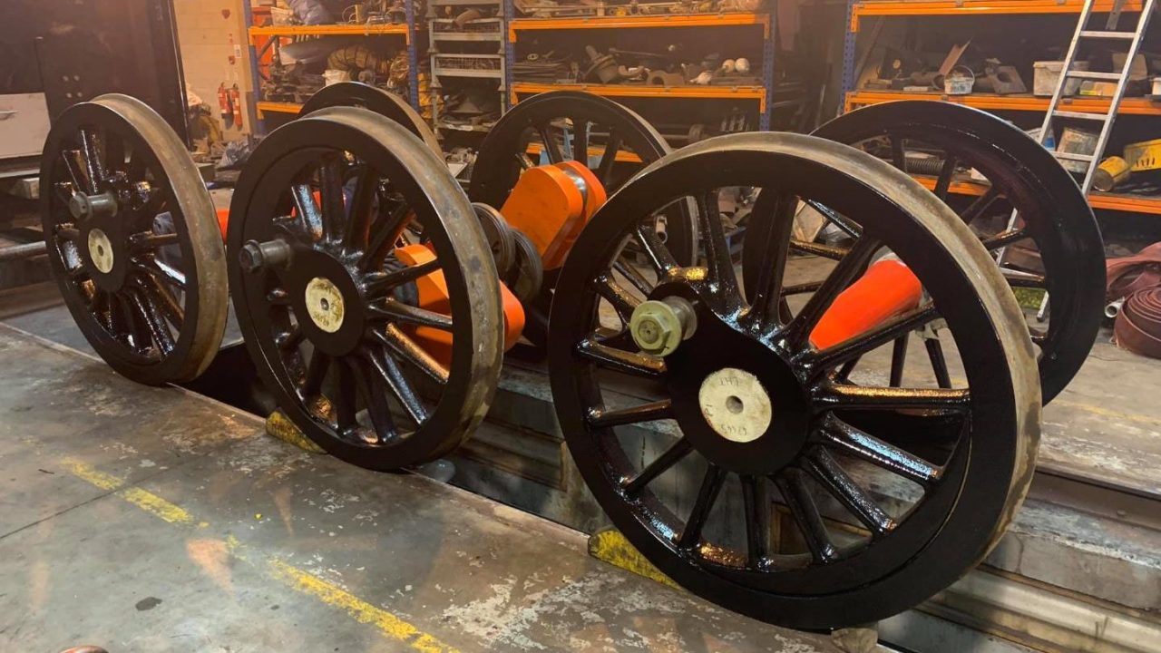 Coupled Wheels Painted // Credit MR-B