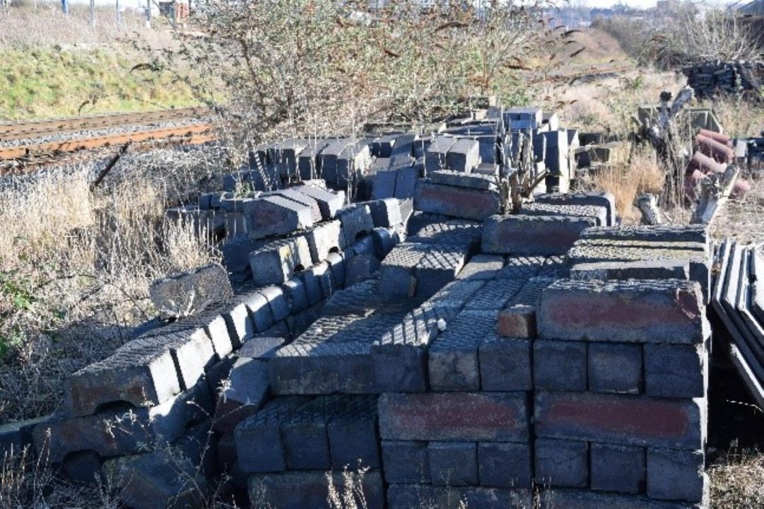 Large Blue Platform Bricks // Credit Vintage Trains