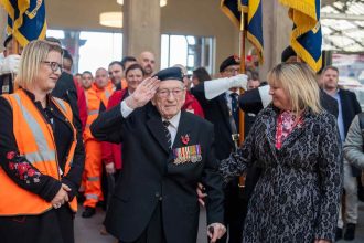 101-year-old World War II veteran gets special send off in Preston