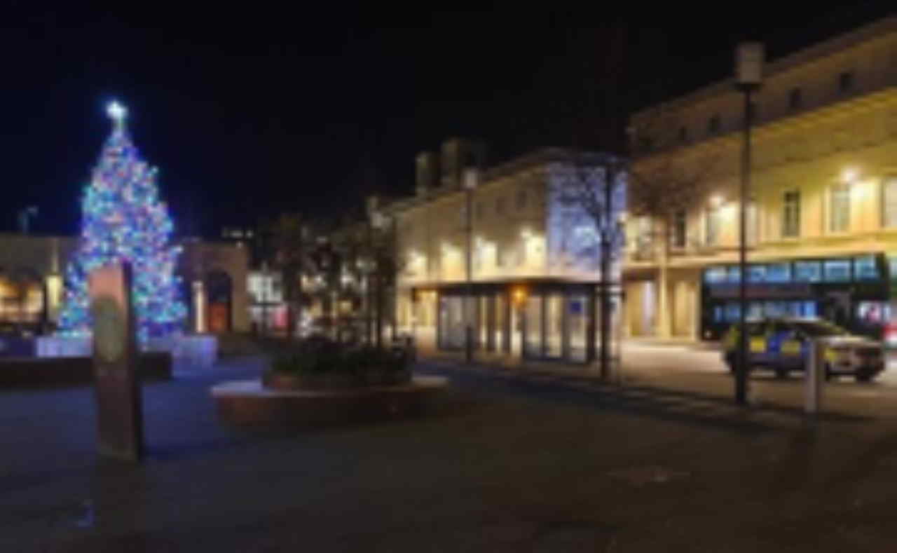 Bath station at Christmas