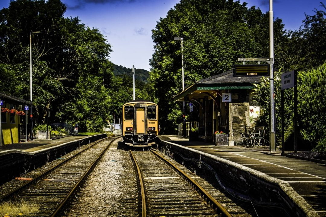 Transport for Wales to introduce Welsh language on 171 stations