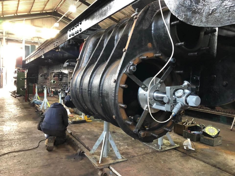 Setting Up Optical Alignment Gear // Credit Leaky Finders 4930 Hagley Hall steam locomotive