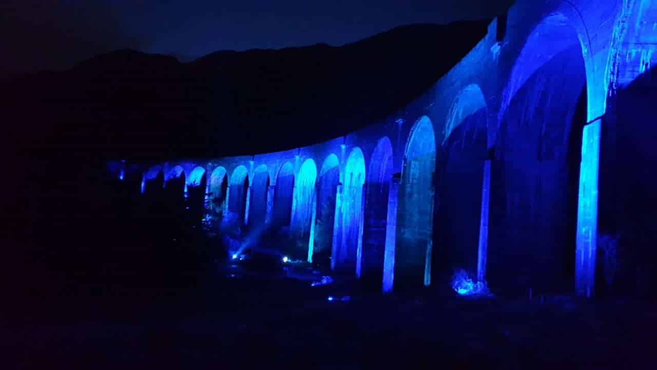 iconic glenfinnan viaduct