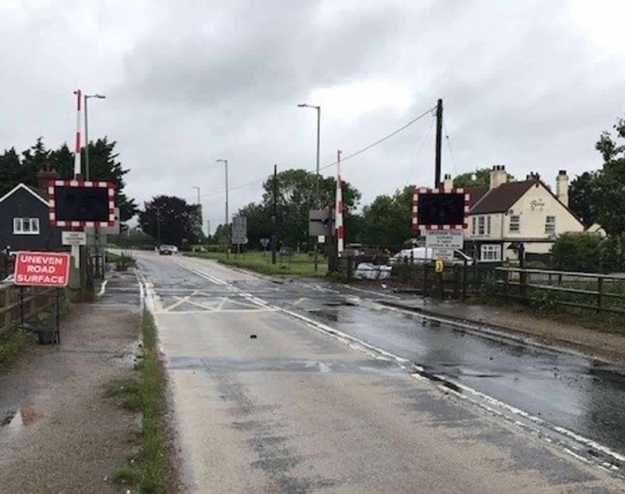 swineshead level crossing