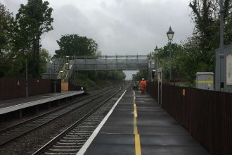 Level crossing at Tackley closes as new footbridge opens