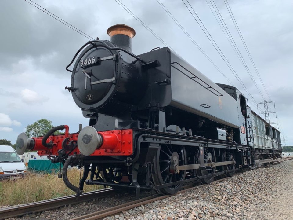 GWR 9466 on brake van rides