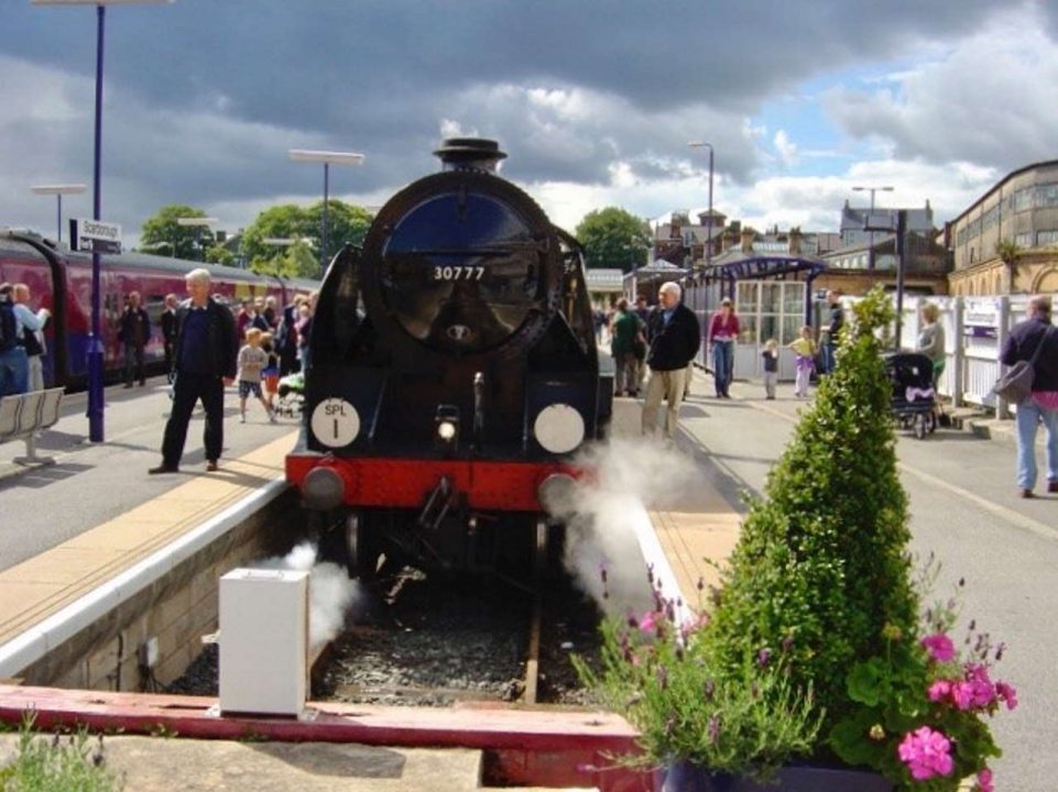 777 Sir Lamiel at Scarborough in 2006