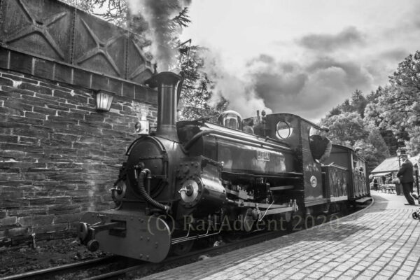 Linda at Tan-y-bwlch - Ffestiniog Railway