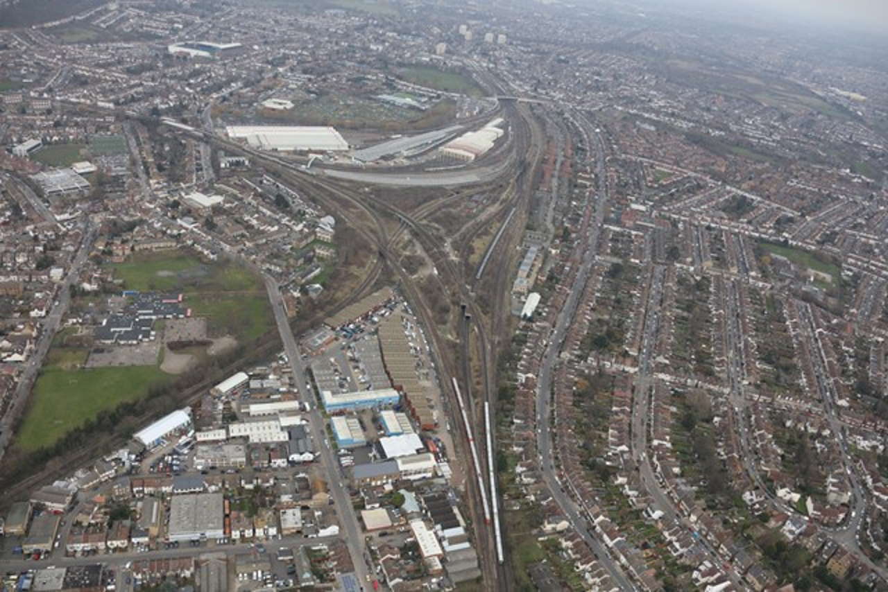 Croydon bottleneck Selhurst triangle