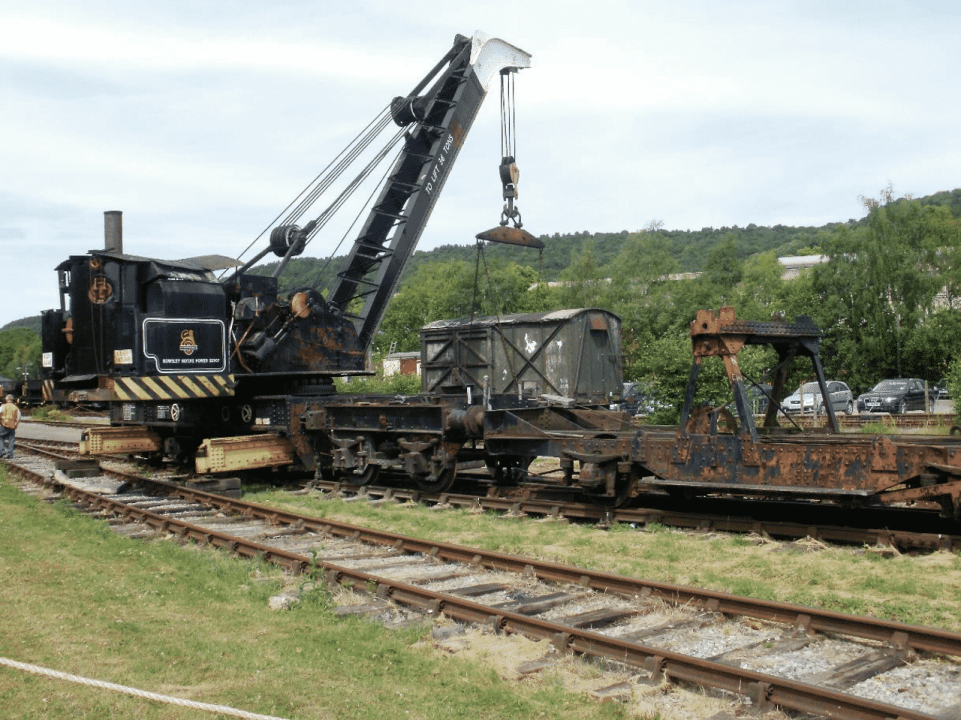 Lifting demonstration at Rowsley