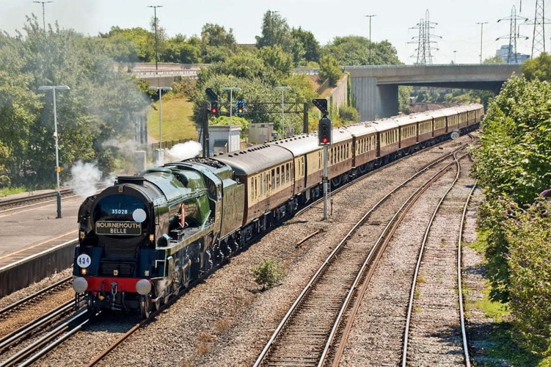 35028 on 1Z67 09:52 Waterloo - Bournemouth