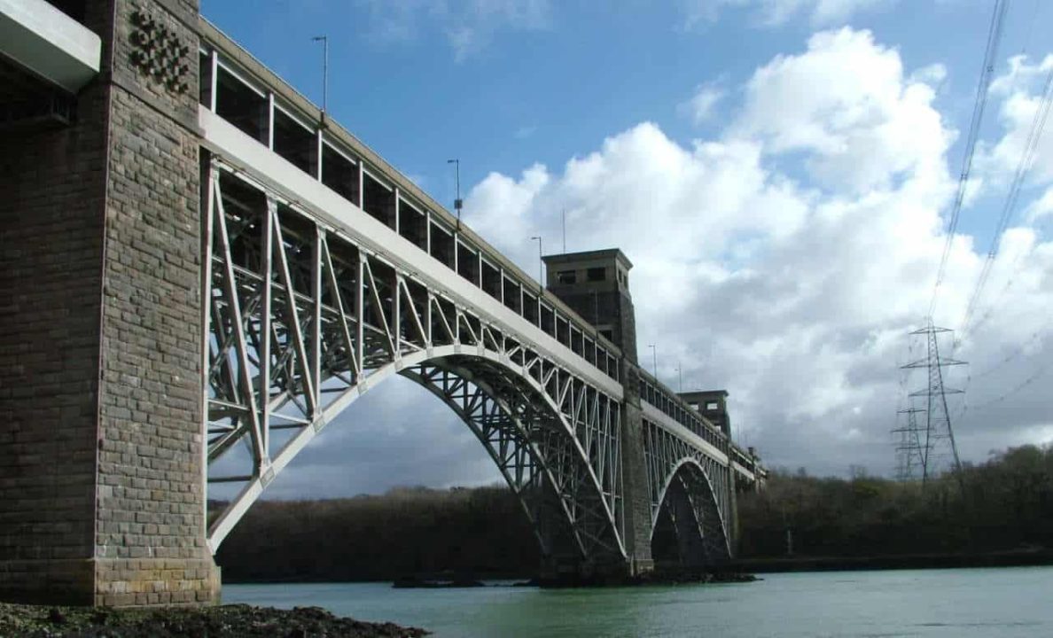 Britannia Bridge photo