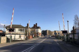 Road Closure in Newark for railway level crossing upgrade work