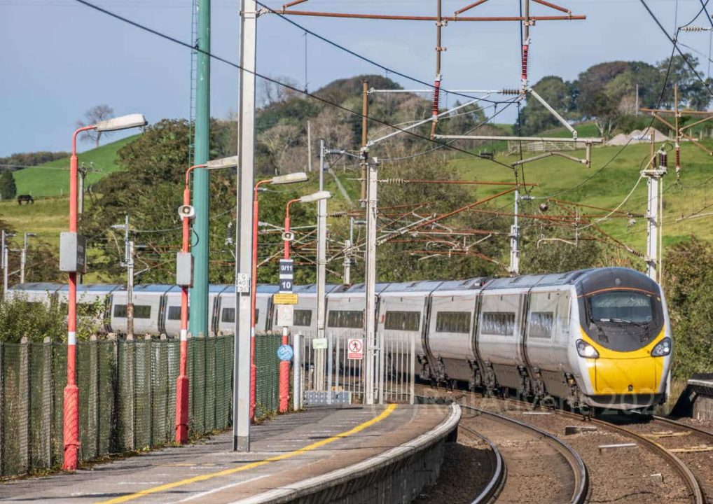 Avanti West Coast Pendolino at Oxenholme Lake District