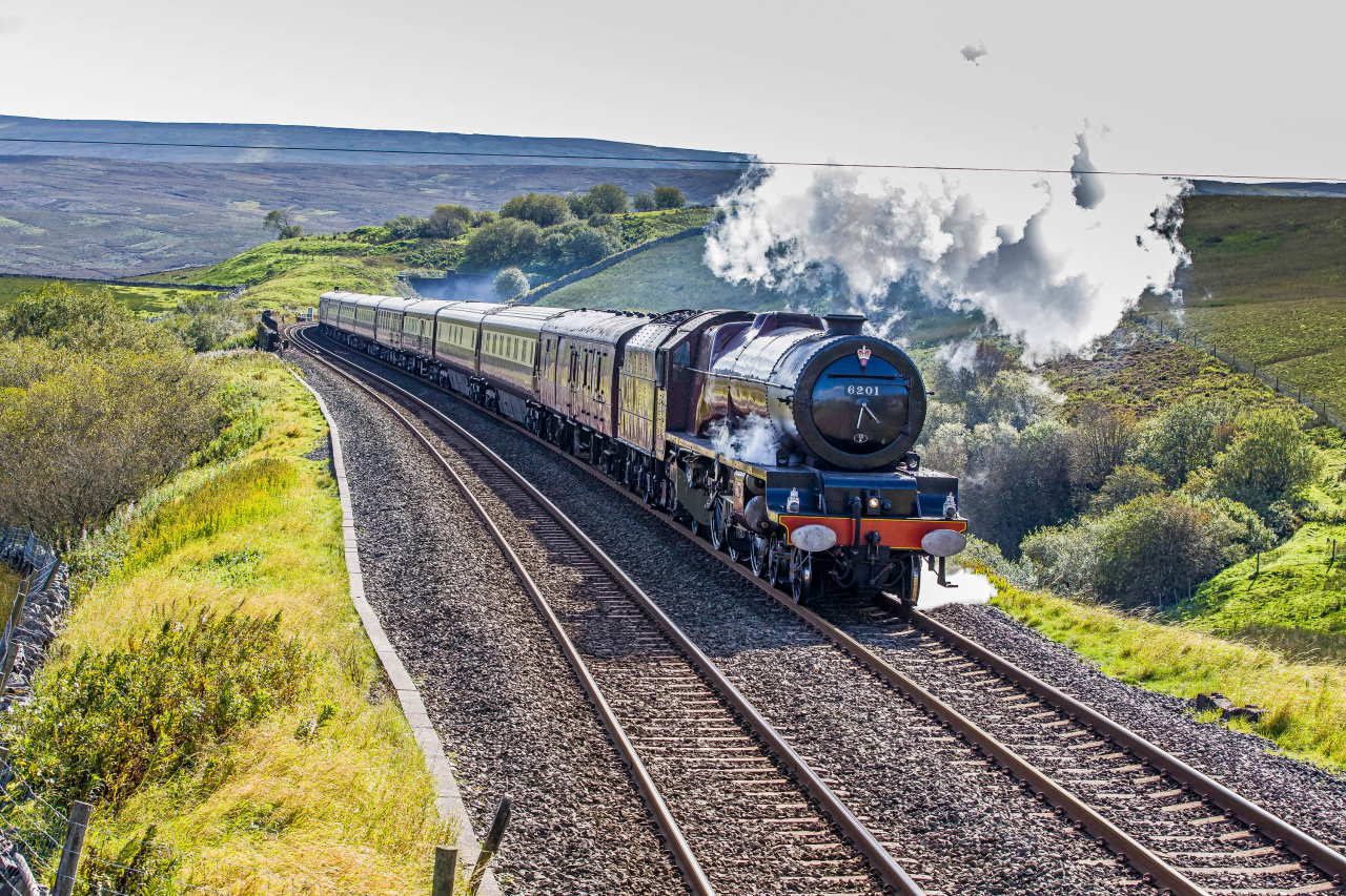 Princess Elizabeth steam to pass through Blackburn heading