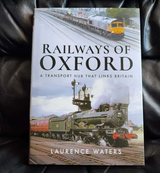 Railways of Oxford book by Laurence Waters