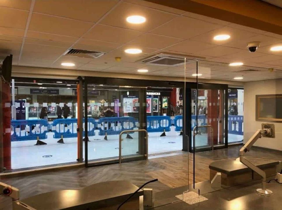 Liverpool Lime Street Booking Office 1