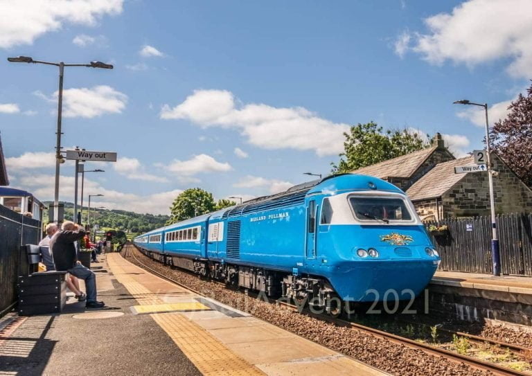 Midland Pullman HST (43055 + 43046) passes through Whalley