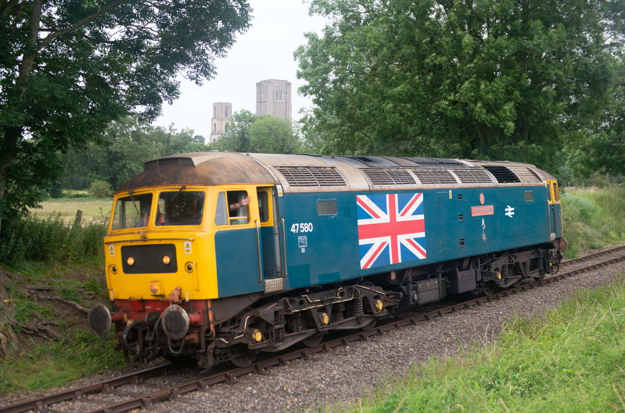 47580 on the Mid Norfolk Railway