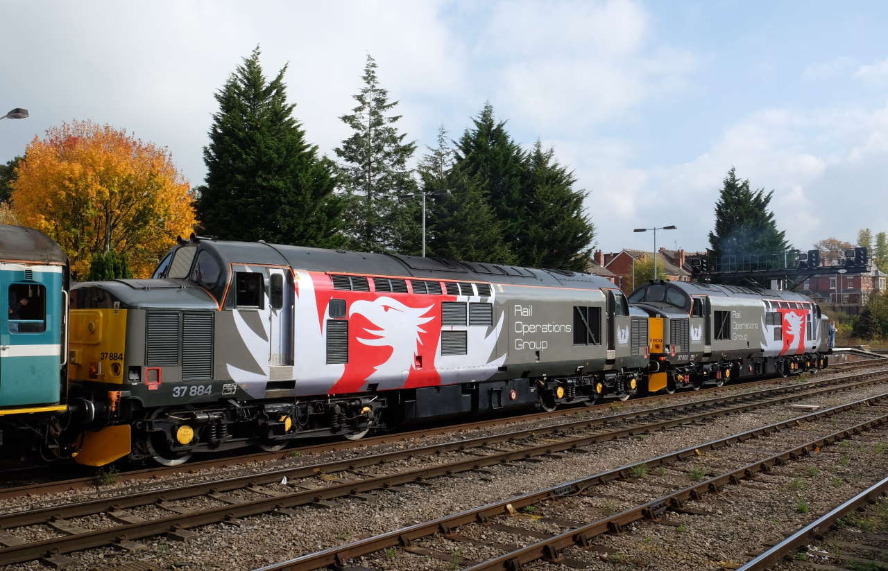 Barrow Hill’s Famous Rail Ale Festival announces rail charter shuttle