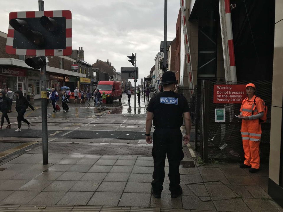 Lincoln High Street level crossing