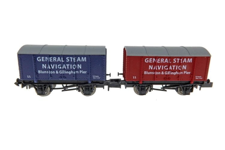 New wagons for the General Steam Navigation Society