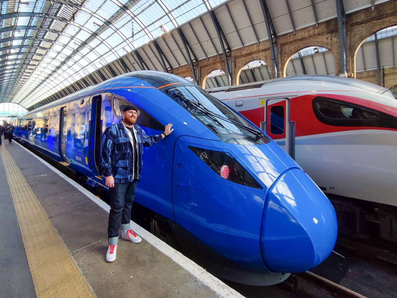 onboard-lumo-new-london-to-edinburgh-train-service-launches-with