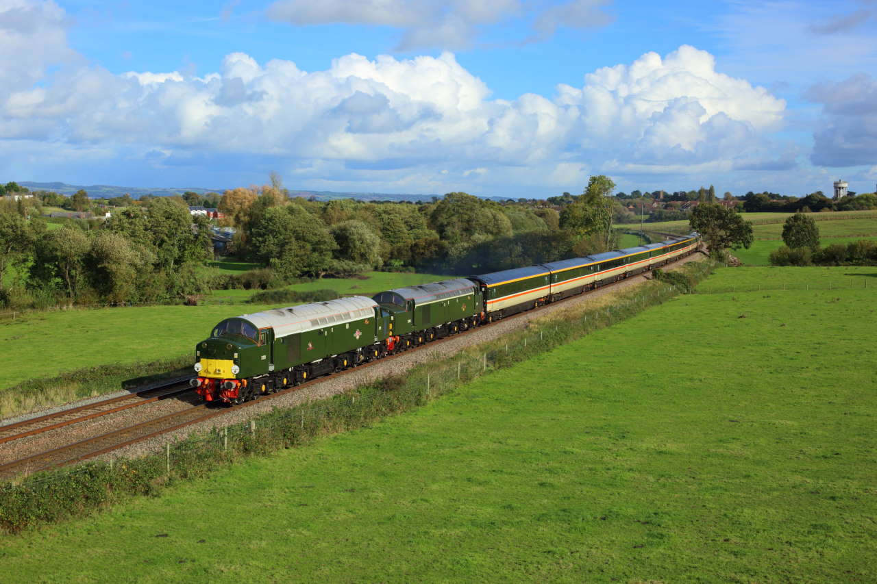 40013 leading 40145 tnt 47828 working the 1Z40 Preston to Plymouth at Beambridge on 30 October 2021