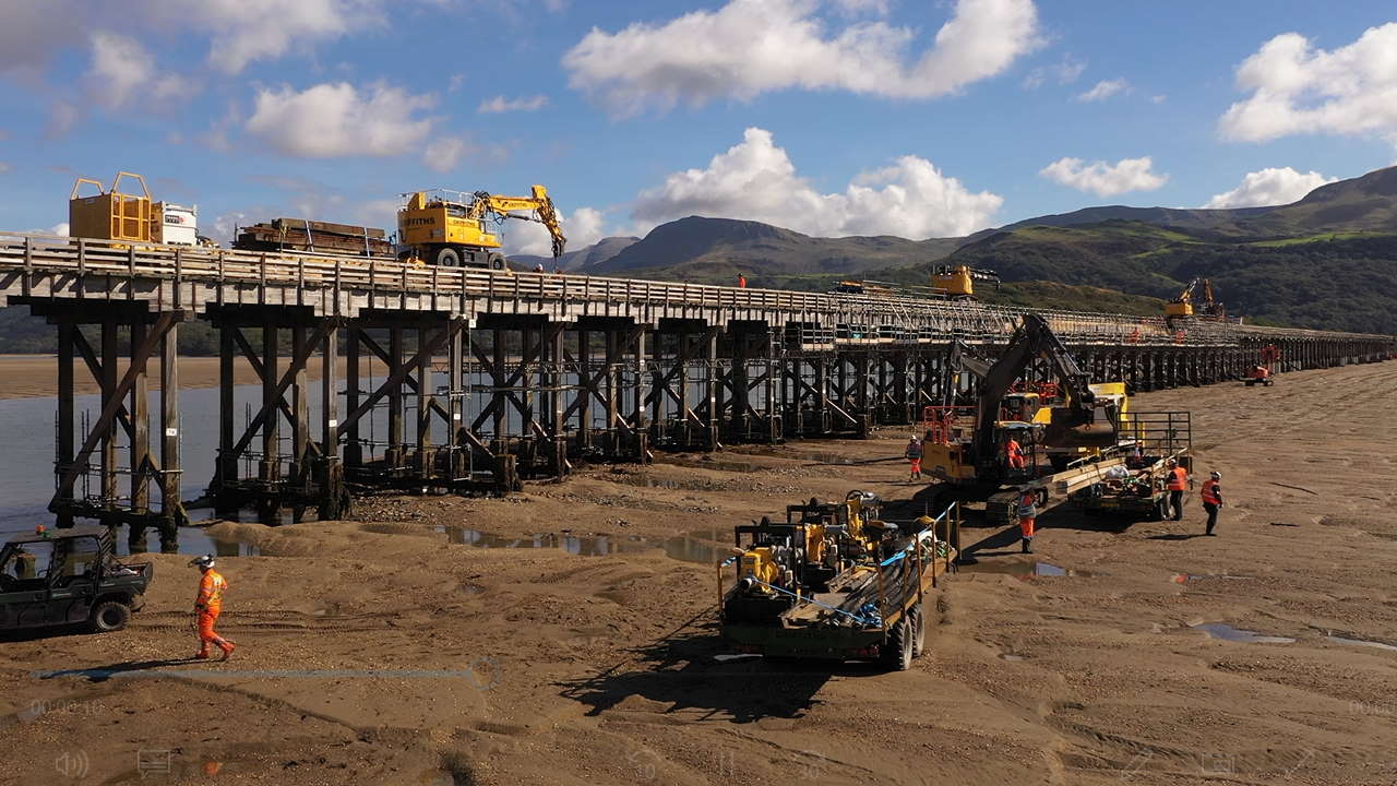 Barmouth work below photo_web