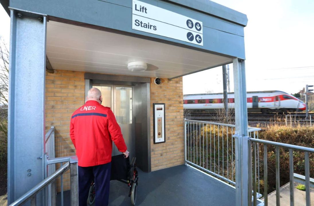 New Retford Lift - LNER