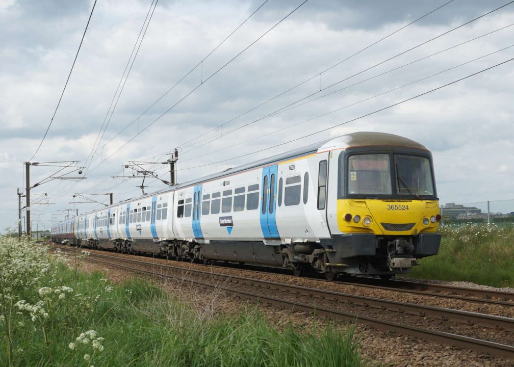 365524 with sister 365514 approaching Shepreth Branch Junction near Cambridge