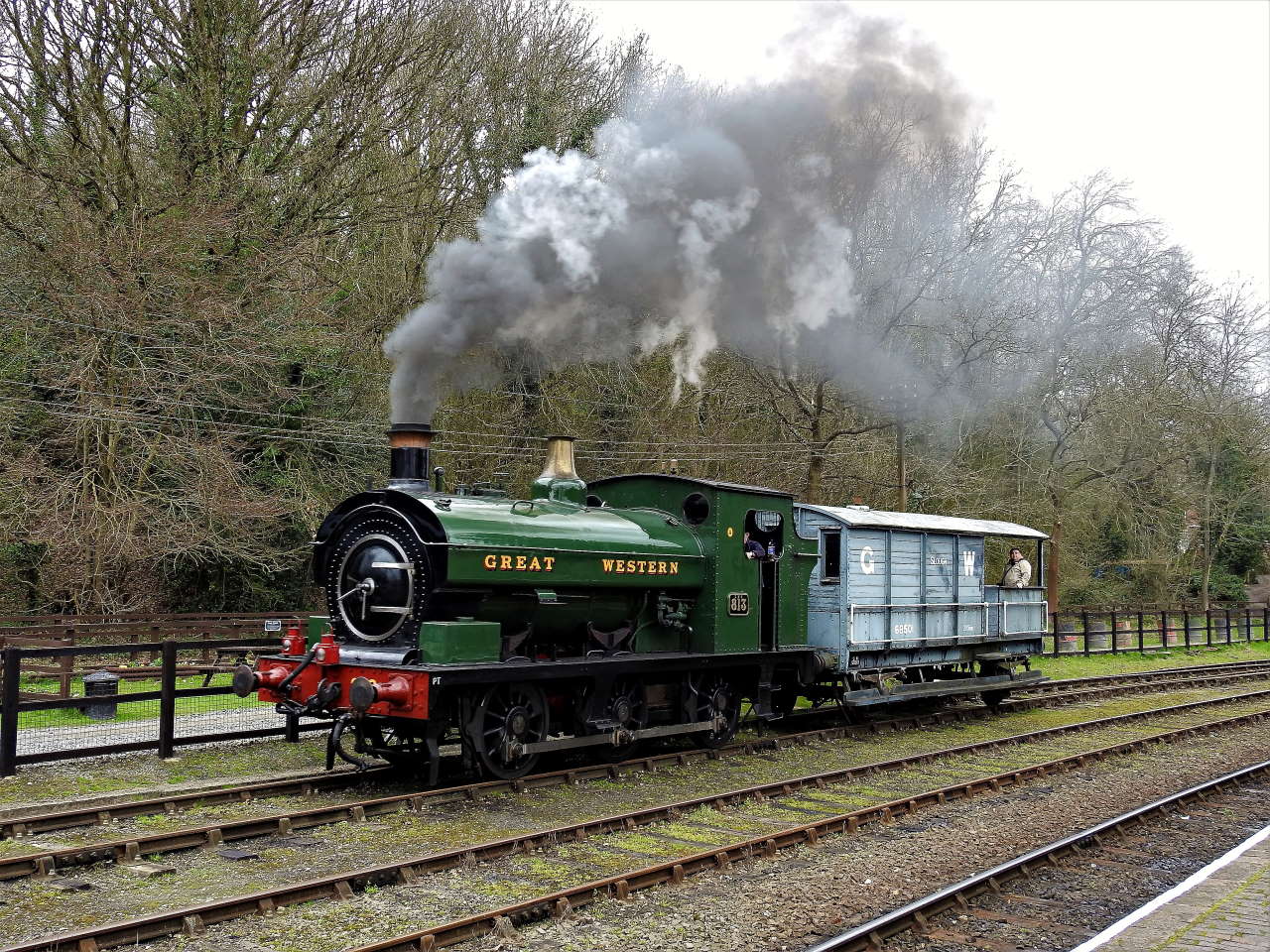 813 hauling a brake van