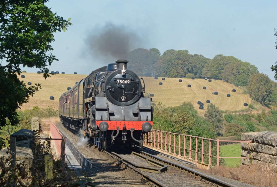 BR Standard 75069 crossing Victoria Bridge in the sunshine, Steve Richards