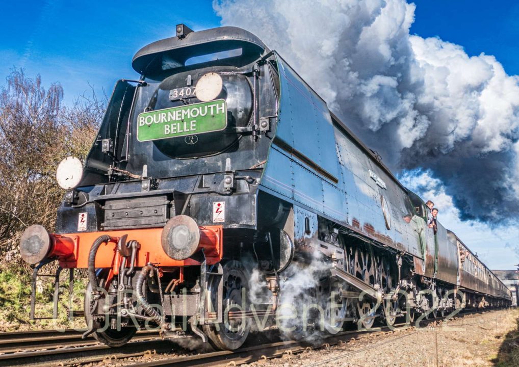 34072 257 Squadron departs Loughborough, Great Central Railway