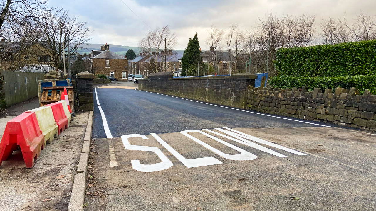 Park Road bridge in Hadfield after strengthening work 2