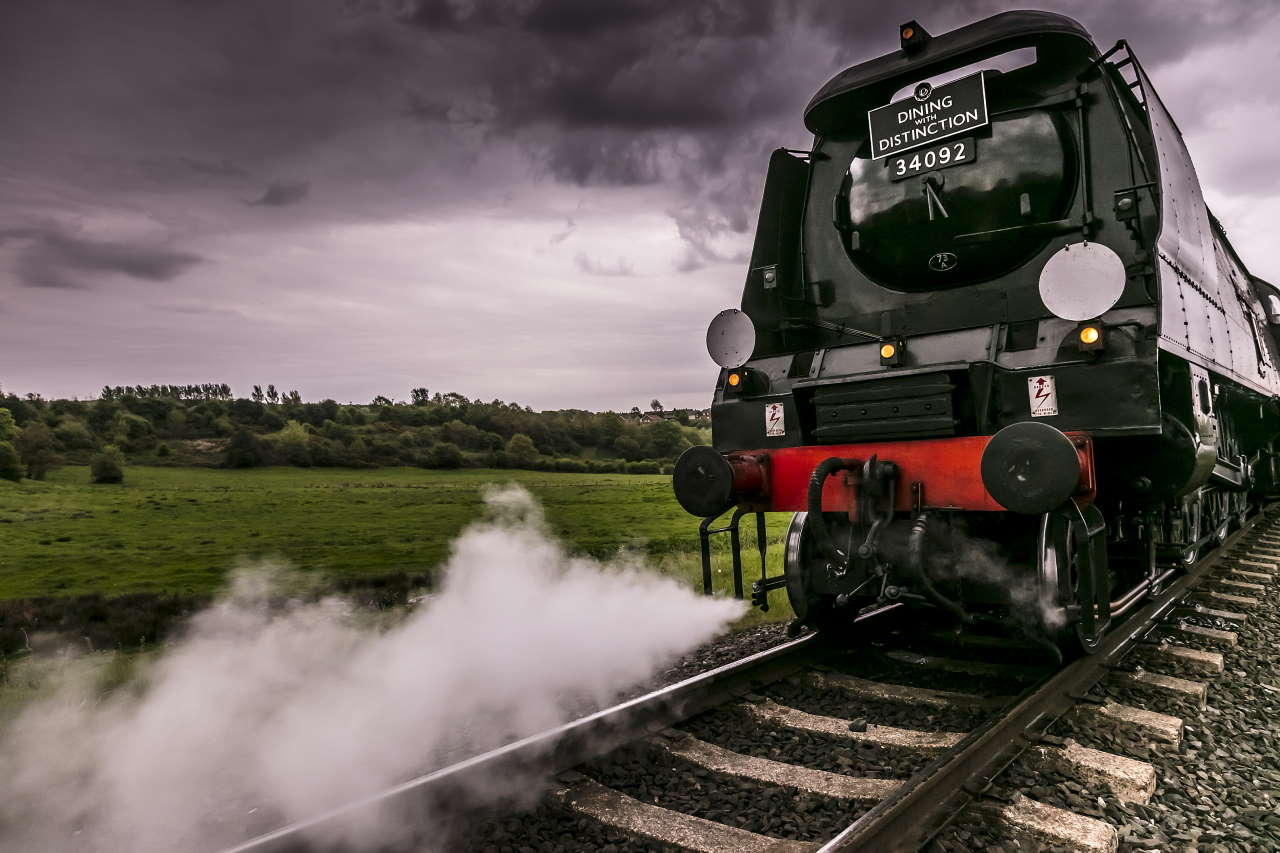 Loco 34092 on the Dining with Distingtion