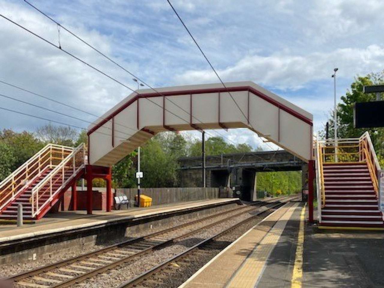 WATCH: Timelapse footage of Northumberland railway station footbridge ...