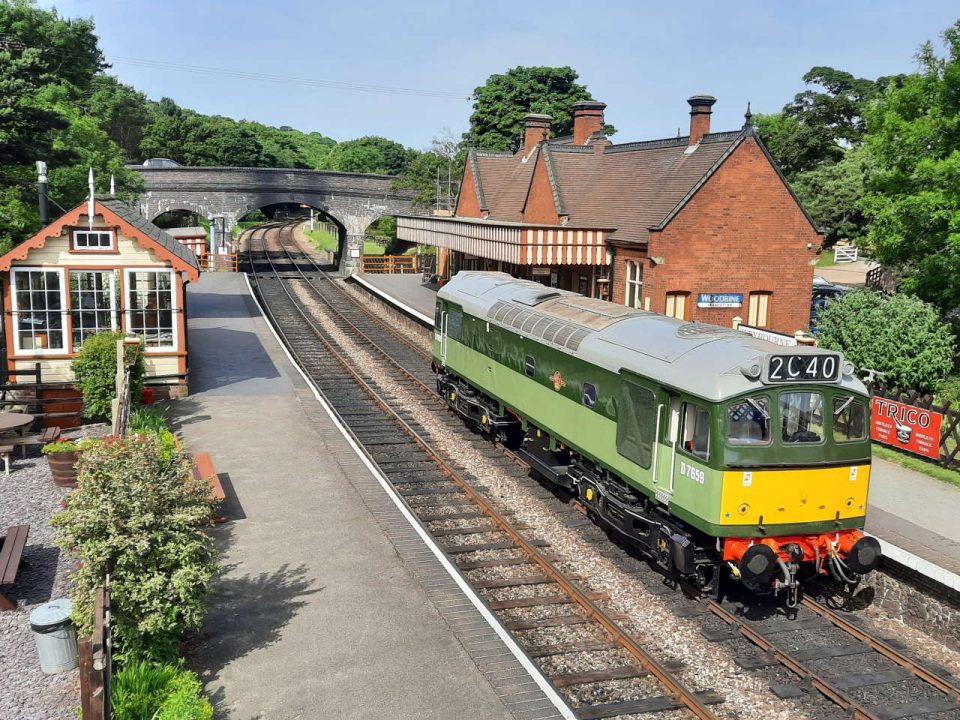 Class 25 7659 at Weybourne