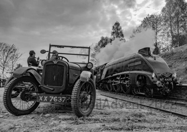 60007 Sir Nigel Gresley passes Eardington on the Severn Valley Railway